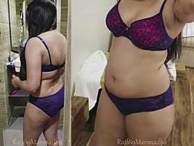 Rati, the sexy mallu wife, styling her hair while walking around