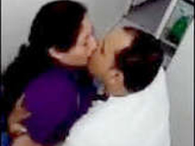 Desi nurse has sex with hospital staff in Indian porn video