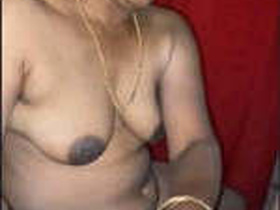 Watch a sexy bhabhi pleasure herself in Telugu