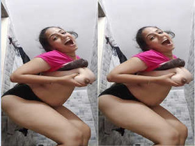 Exclusive video of a hot Indian girl flaunting her assets