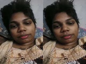 Exclusive video of a cute Tamil girl baring her breasts on video call