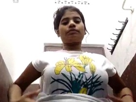 Indian girls strip naked in the bathroom for free sexy video