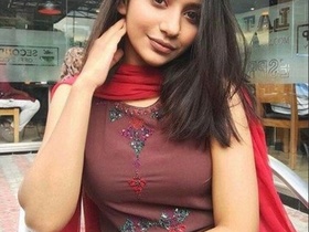 Girlfriend and girlfriend enjoy a steamy threesome on vacation