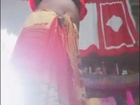 Gorgeous bhabhi from a village flaunts her body