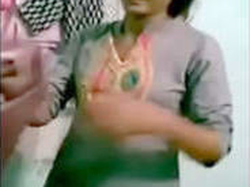 Indian bhabhi gets fucked in Hindi by her devar in dubbed video
