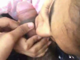 Indian girl gives BJ in the great outdoors