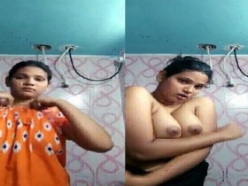 Tamil babe's big boobs and sexy body on display in video