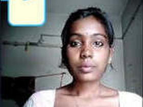 Indian girl flaunts her big boobs on VK