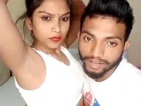 Watch this gorgeous Desi bhabhi give a mind-blowing blowjob