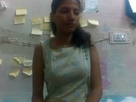 College girl Sushmita from Delhi gets naughty in this video