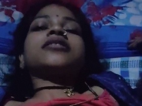 Desi Randi's steamy night of sex and fucking in MMS clip