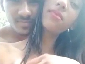 Bhabi enjoys outdoor sex with her lover