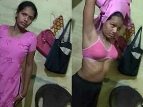 Indian babe changes her outfit in a seductive manner