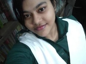 Beautiful girl MMC in MMS video