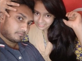 Desi Indian girl's collection of mega MMS videos