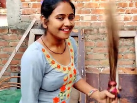 Desi's Indian blog features big boobs
