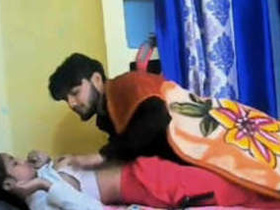 Desi Indian girl gets fucked by lover in hot video