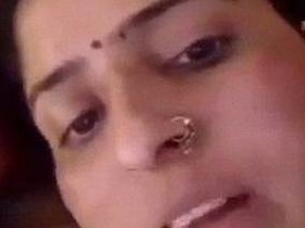 Desi couple indulges in steamy handjob and sex in Xvideo