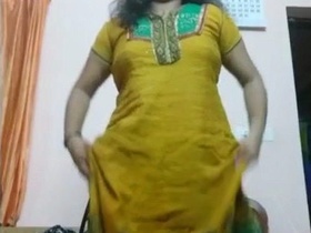 Bhabi in striped pantsuit teases in public