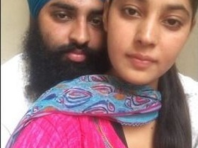Bhabi and boyfriend share MMS of intimate moments