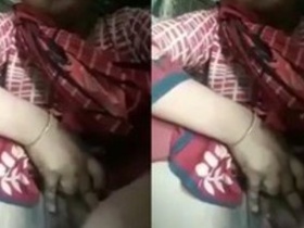 Desi bhabi satisfies herself with a metal object