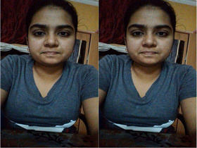 Desi amateur girl gives a blowjob and gets fucked hard