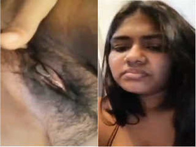 Sri Lankan girl flaunts her breasts and vagina exclusively