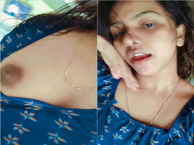 Cute Indian girl flaunts her assets in exclusive video