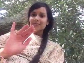 Desi girl captures her nude selfie in the great outdoors