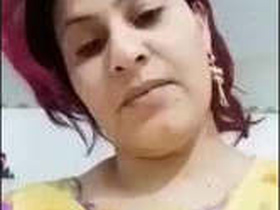 Stunning Indian wife masturbating in front of the camera