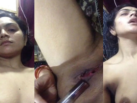 Pakistani wife Dehati shows off her big, wet pussy in Hindi