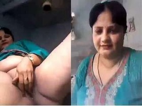 Indian college girl enjoys solo masturbation