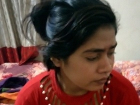 Bangladeshi babe goes naked in video taken by broker