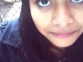 Desi girl gives a BJ in the great outdoors