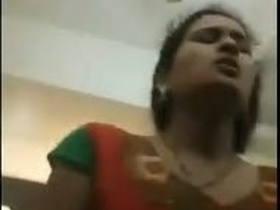 Desi Bhabi's hot ride in the village