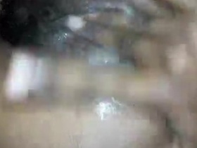 Bhabhi's squirting orgasm in Indian porn video