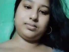 Indian girl displays her intimate parts