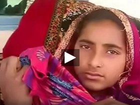 Desi teen exposes her big boobs to a stranger